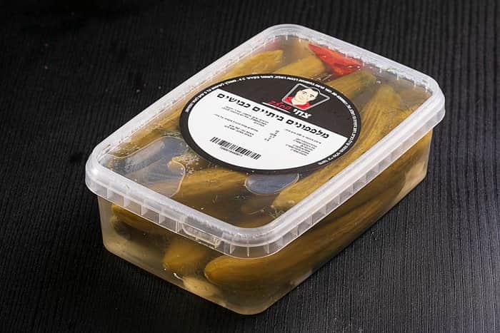 מלפפונים ביתיים כבושים