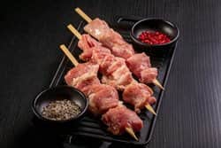 חלוויאת (שקדי עגל)